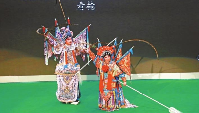 深圳戏院“戏曲进校园” 吸引15万人次线上观看