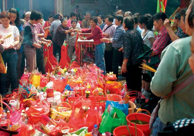 “辞沙”祭祀活动场面