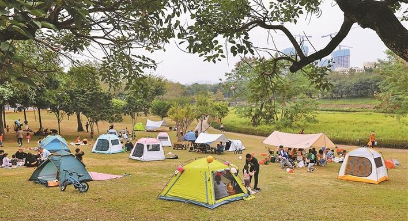 露营：深圳人热衷的“田园牧歌”