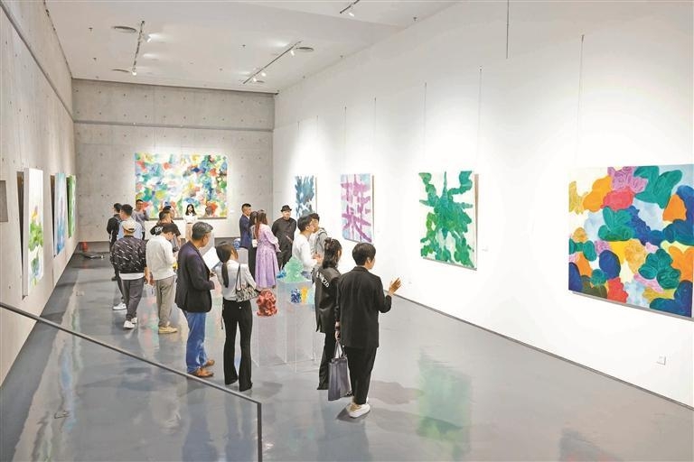 “灵性咏叹——刘东风艺术作品展”罗湖开幕