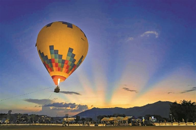 城会玩！飞行+热气球带您飞越山海