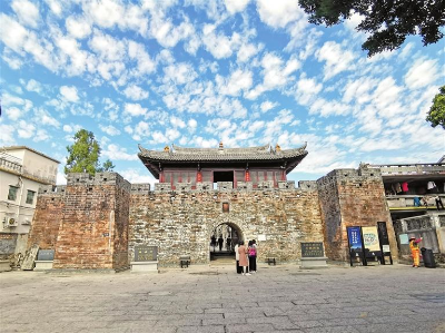 鹏城村打造国家海防、革命历史文化名村