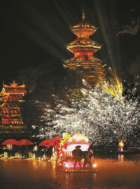 鹏城这九天 游客逾千万