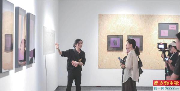 “星丛：青春心印十二年工笔艺术生态展”关山月美术馆展出